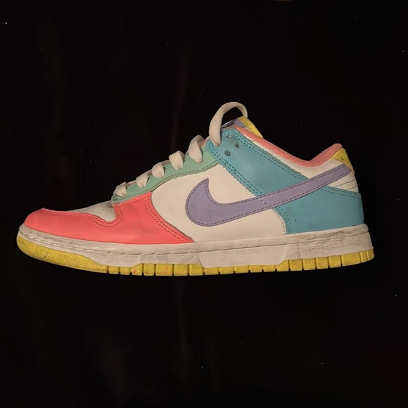 Womens Nike Dunk Low SE ‘Candy’ - Picture 5 of 7